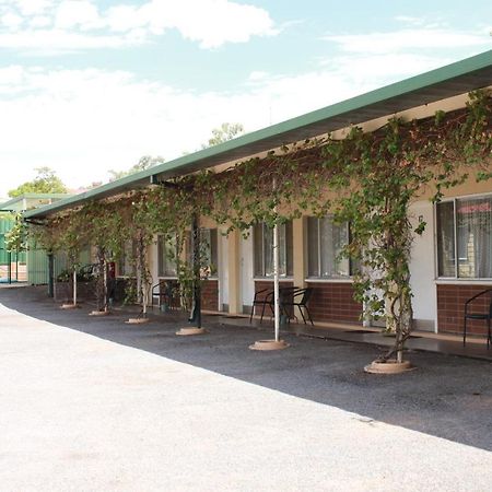 ברוקן היל The Lodge Outback Motel מראה חיצוני תמונה