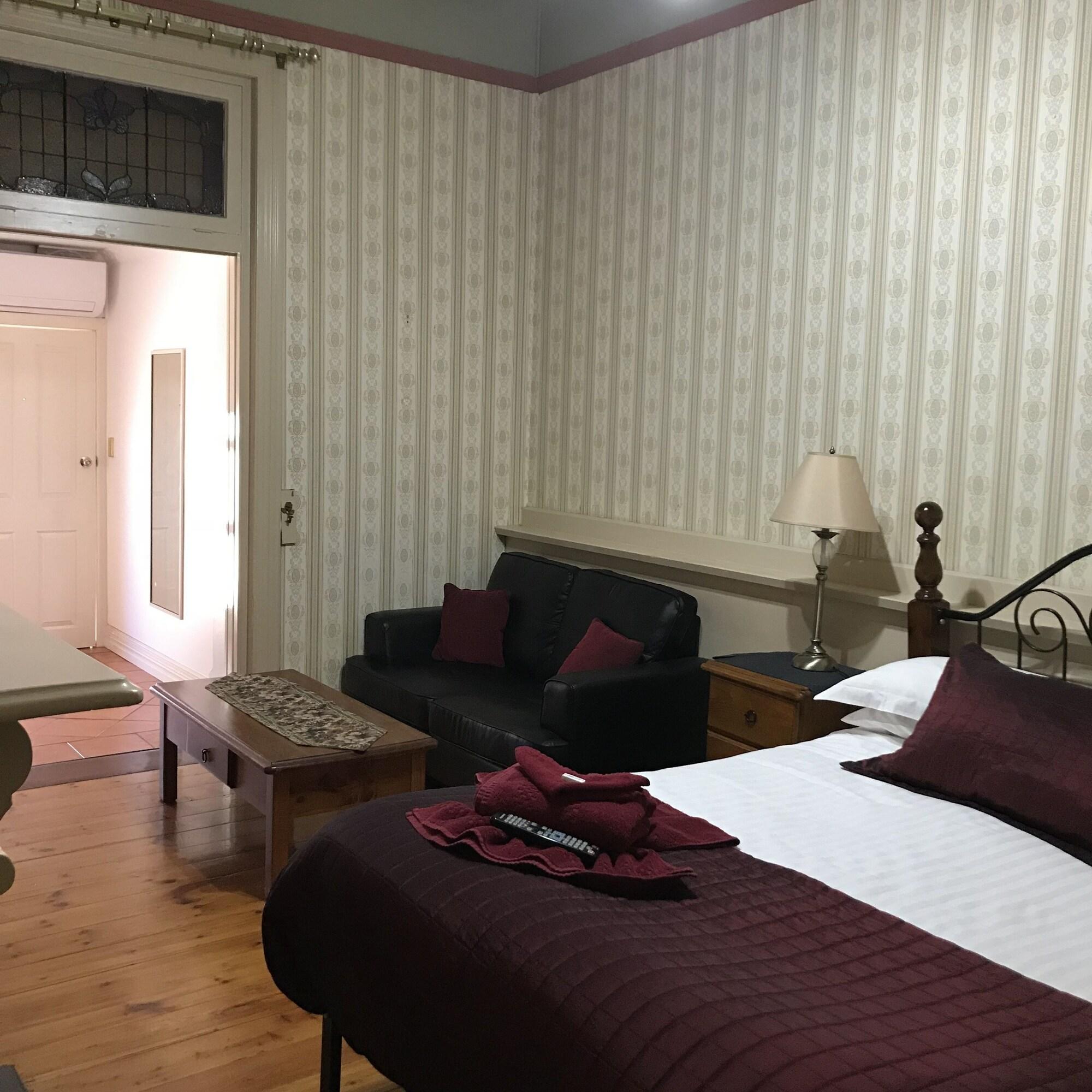 ברוקן היל The Lodge Outback Motel מראה חיצוני תמונה